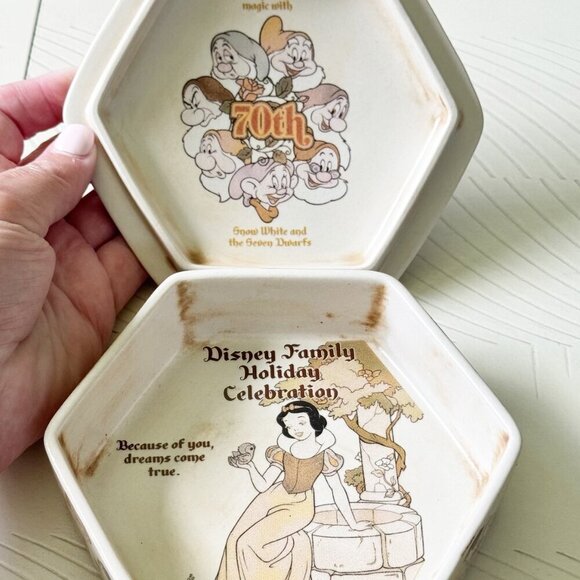 Disney Snow White and the Seven Dwarfs 70 Year Jewelry Trinket Box 2007 - Picture 3 of 10
